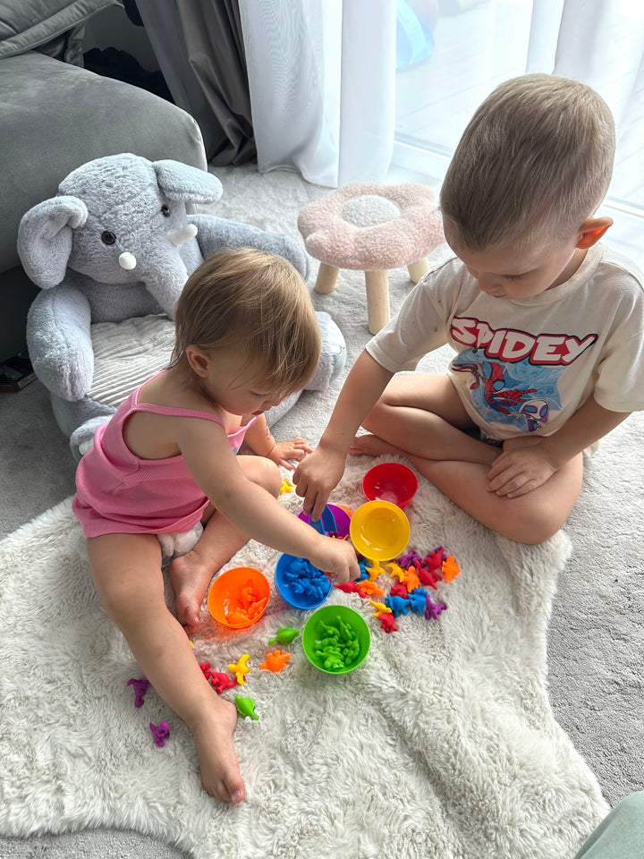 Mokomasis spalvų rūšiavimo žaidimas DINOZAURAI