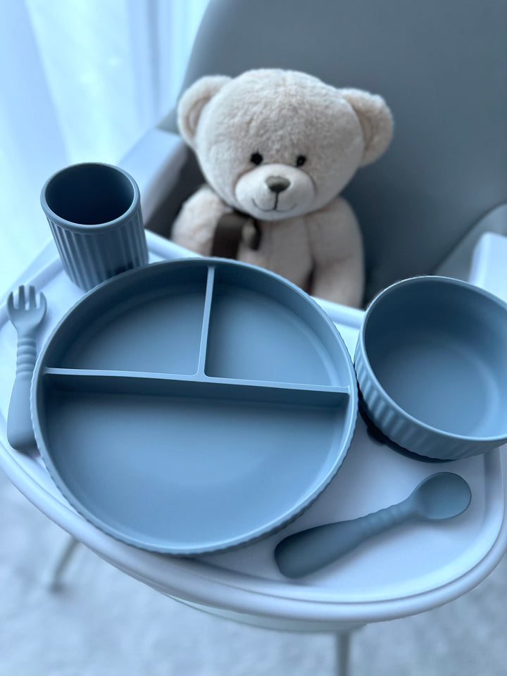 Žavingas silikoninis indų rinkinys BLUE CHARM