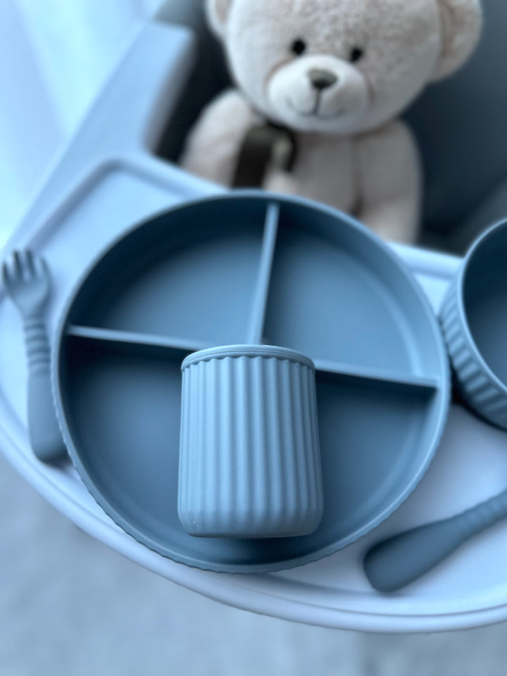Žavingas silikoninis indų rinkinys BLUE CHARM
