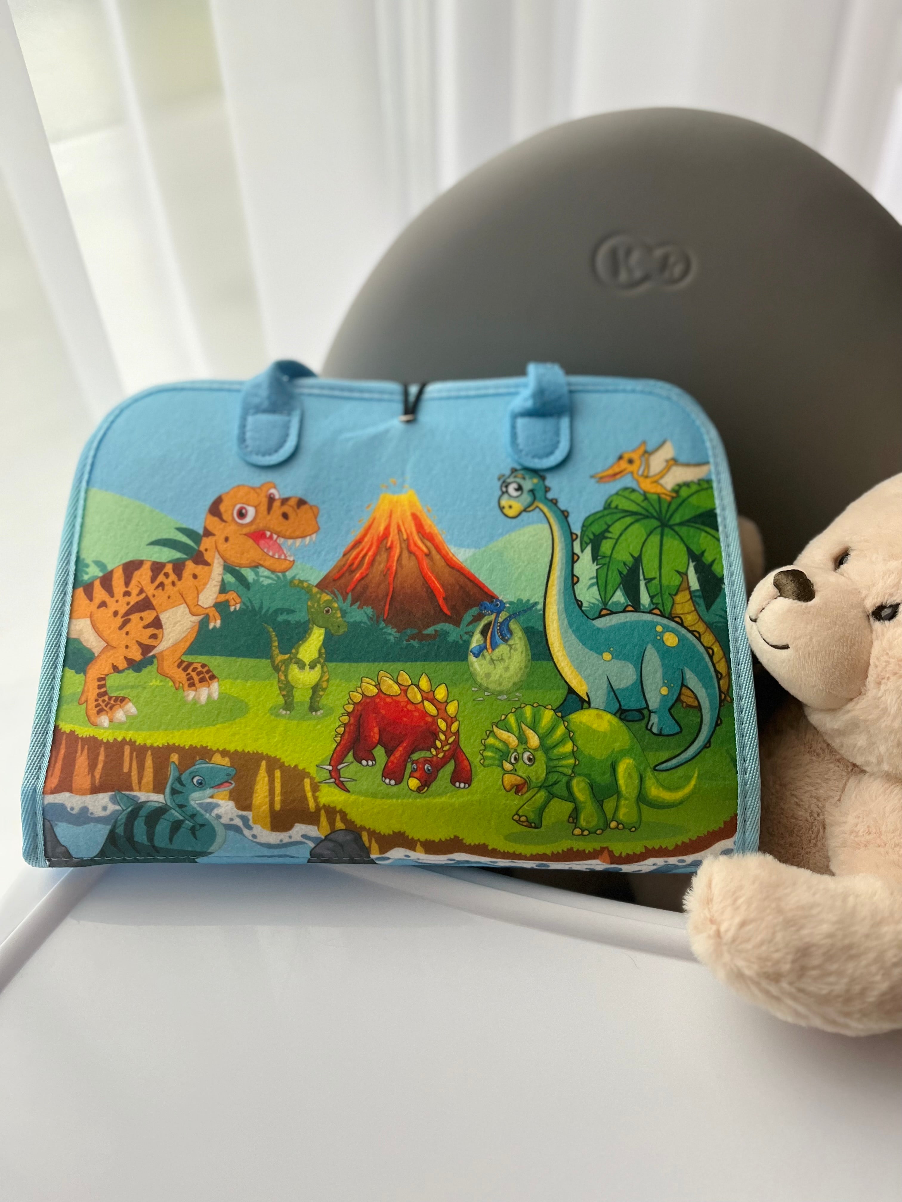Kelioninė UNISEX Montessori užimtumo knyga + dovanėlė 🎁 – Tuk tuk